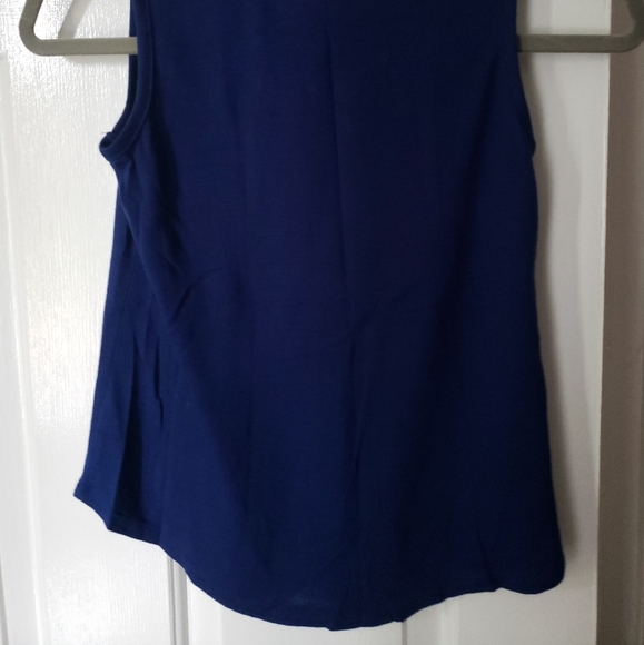 Blue soft tank - Picture 2 of 3